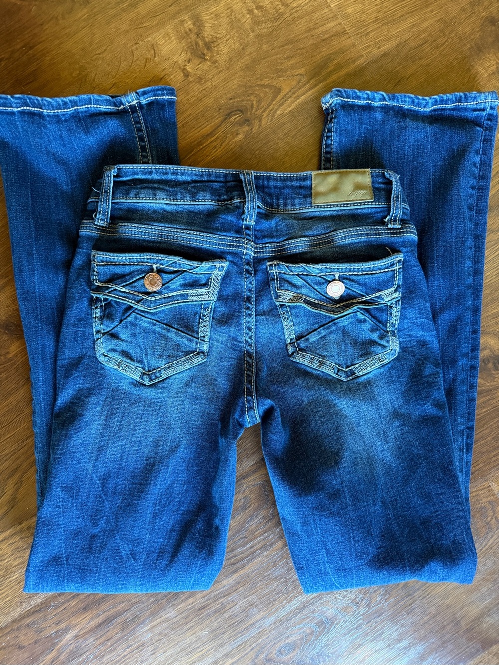 Daytrip Virgo Bootcut Jeans Women’s 24R Dark Wash Flap Pocket Stretch Denim